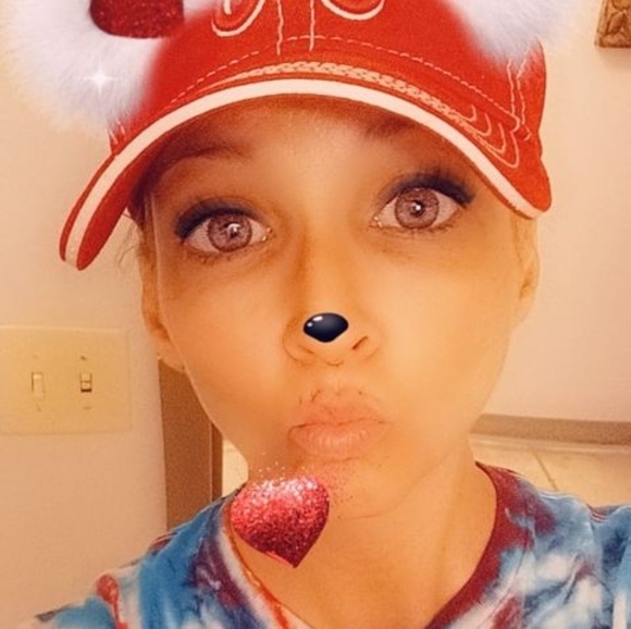 Meet your Posher, Kelly - Picture 1 of 1